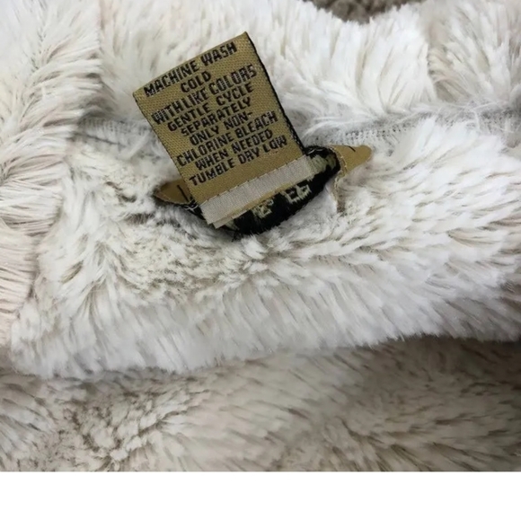 Peck & Peck silver-gray faux suede with fleece like lining jacket - Picture 5 of 7